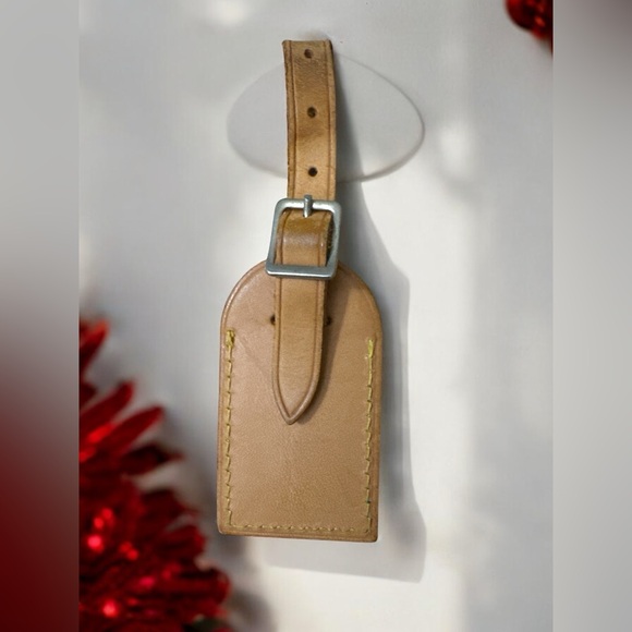 Louis Vuitton Authentic Leather Brown Luggage Tag Adjustable Belt Style Loop - Picture 2 of 2